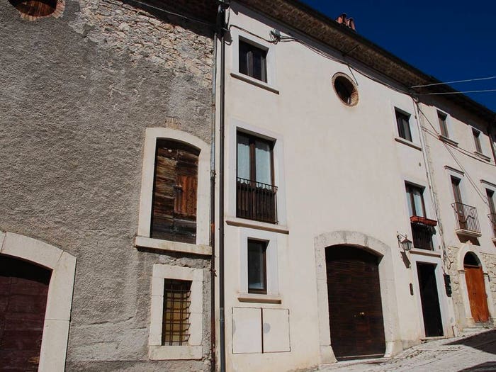 Appartamento quadrilocale in vendita in Via Bisanti, Pescocostanzo
