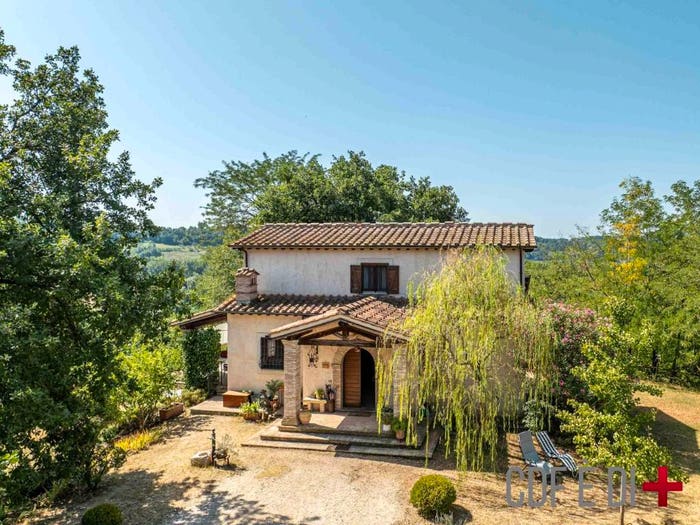 Casa con 5 locali in vendita in Via Sant'Antonio, Tarano