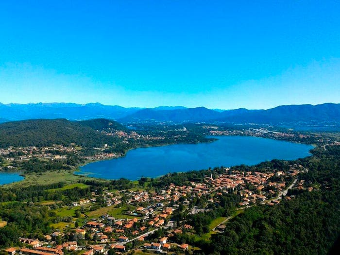 Casa con 6 locali in vendita in Via San Sepolcro, Ternate