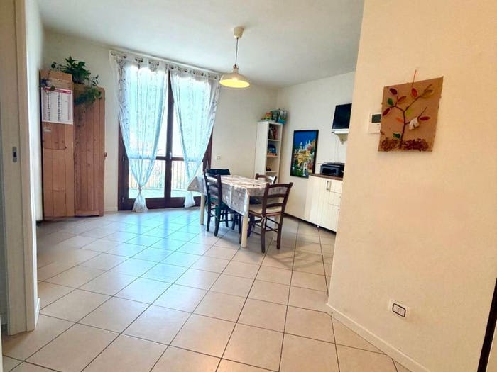 Appartamento trilocale in vendita in Via Don Zeffirino Venturi, Marano sul Panaro