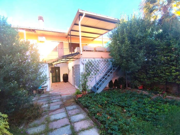 Casa con 5 locali in vendita in Piazza Castello, Centro, Avezzano