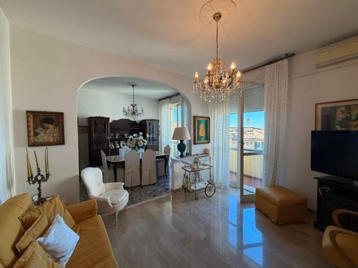 Appartamento quadrilocale in vendita in Via Valdossola, Costa, Bologna