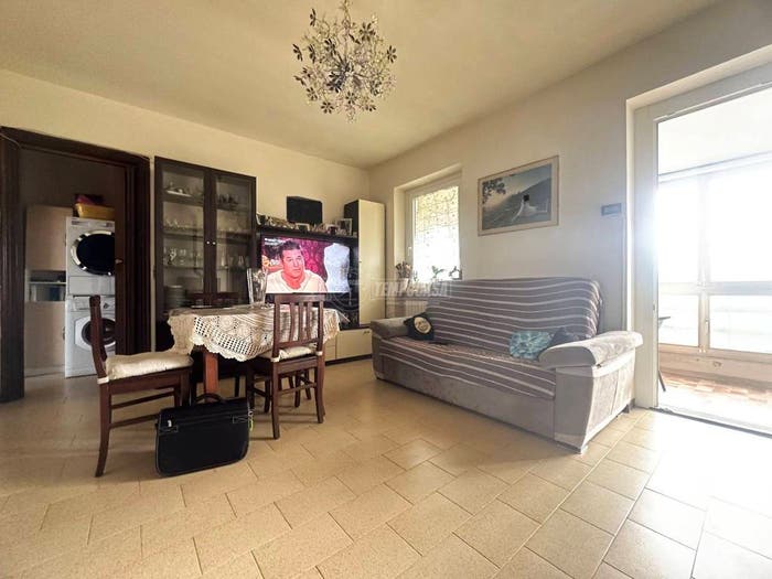 Appartamento quadrilocale in vendita in Via Pella Remo, Centro, Cossato