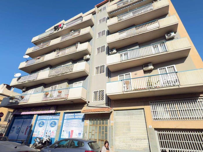 Appartamento trilocale in vendita in Via Pidatella, Picanello, Catania