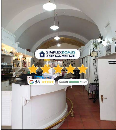 Casa con 6 locali in vendita in Alcide de Gasperi, Centro, Canosa di Puglia