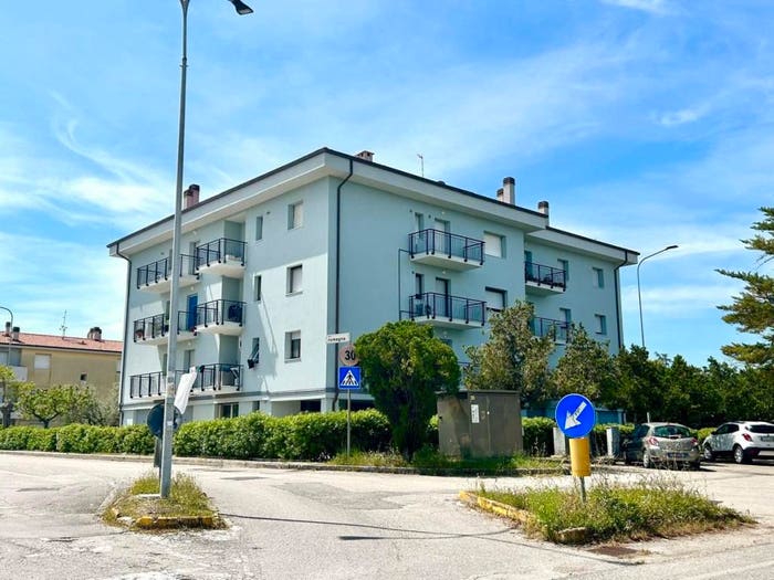 Appartamento quadrilocale in vendita in Via Romagna, Centro, Monte San Vito