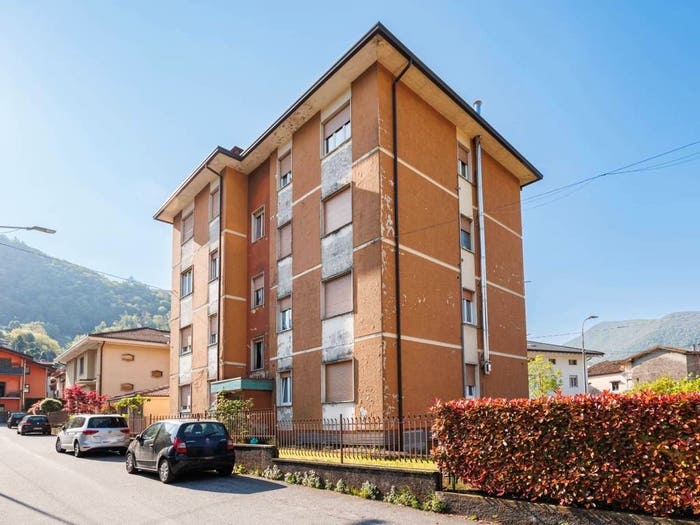 Appartamento trilocale in vendita in Via Gaetano Donizetti, Centro, Cene