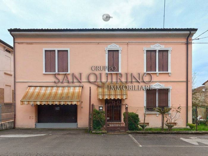 Casa con 6 locali in vendita in Via Zibordi, Centro, Guastalla