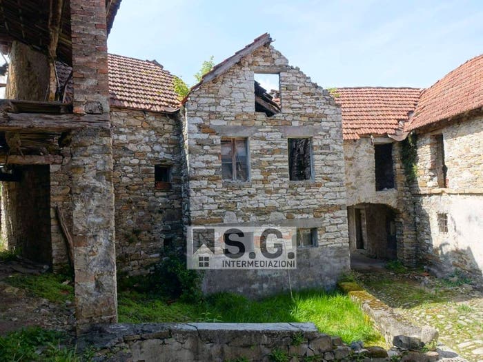Casa con 6 locali in vendita in Carve, Borgo Valbelluna