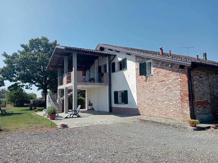 Casa con 6 locali in vendita in Mandrogne, Alessandria