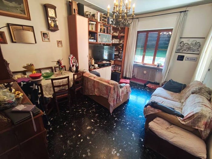 Appartamento con 5 locali in vendita in Via Francesco Ferraris, Sant'Anna, Lucca