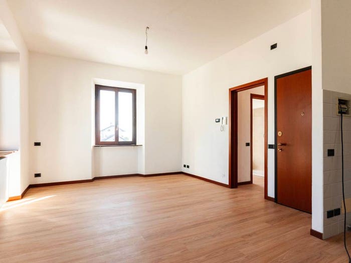 Appartamento bilocale in vendita in Via Verdi, Centro, Casatenovo