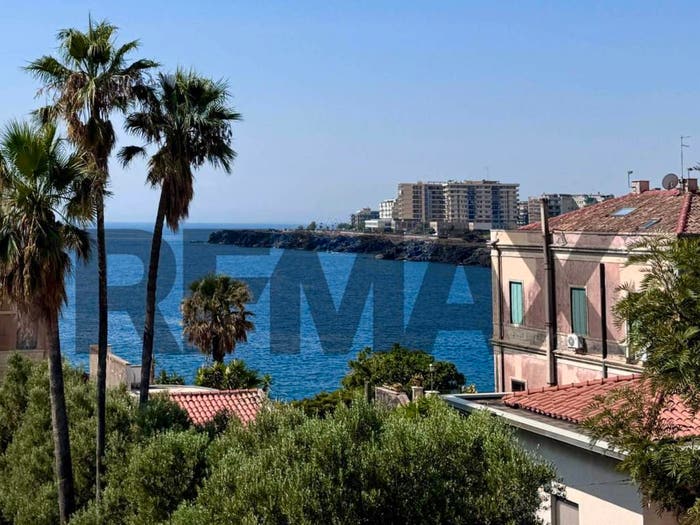 Casa con 6 locali in vendita in Via Acque Casse, Porto Ulisse Ognina, Catania