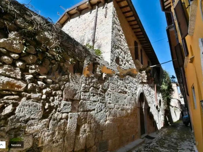 Appartamento trilocale in vendita in Via dell'Armellino, Ascoli Piceno