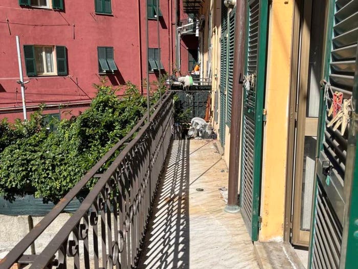 Appartamento trilocale in vendita in Via Corsica, Carignano, Genova