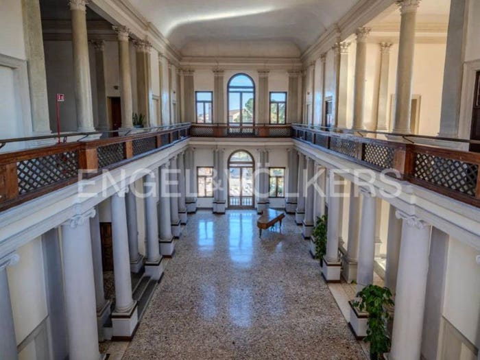 Appartamento quadrilocale in vendita in Via Settembre, Centro, Conegliano