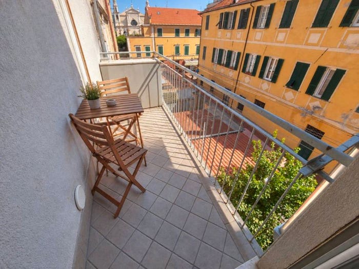 Appartamento trilocale in vendita in Centro, Pietra Ligure