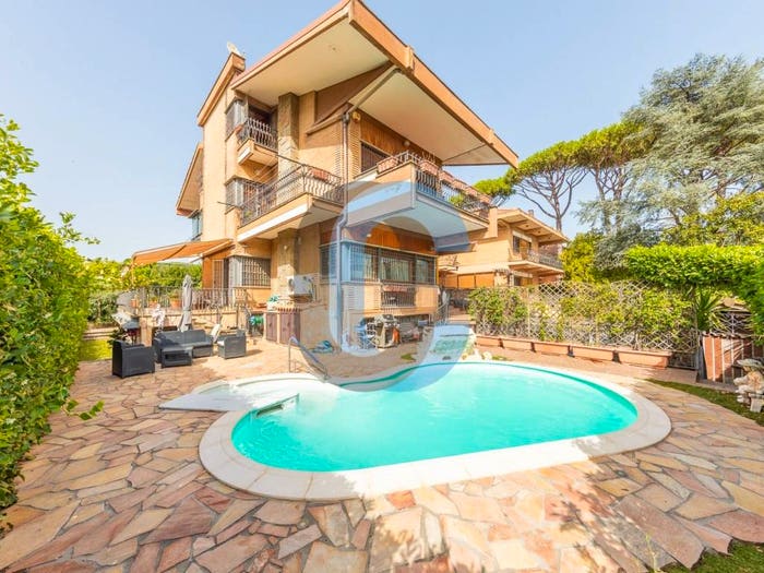 Casa con 6 locali in vendita in Via Poggio Fiorito, Colle delle Ginestre Pedica, Grottaferrata