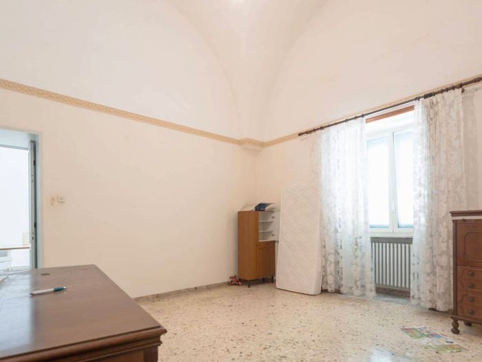 Appartamento con 5 locali in vendita in Via Capreoli, Centro, Poggiardo