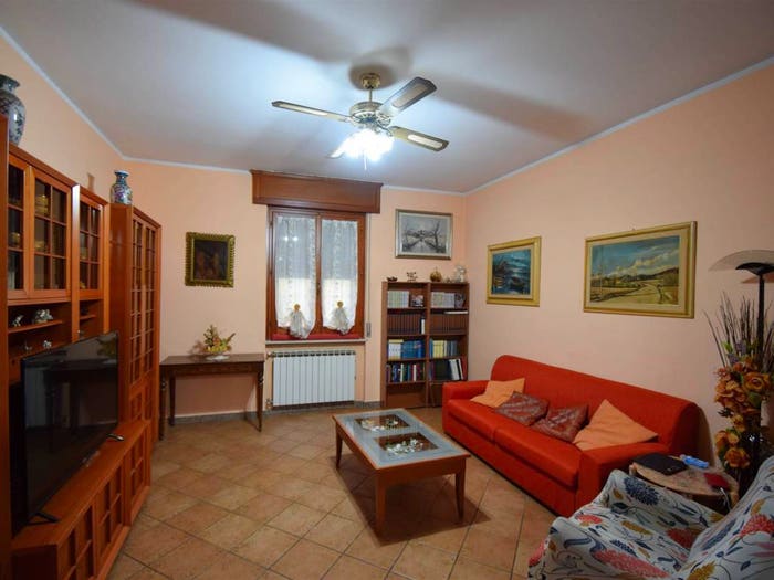 Casa con 6 locali in vendita in Incrociata, Calendasco