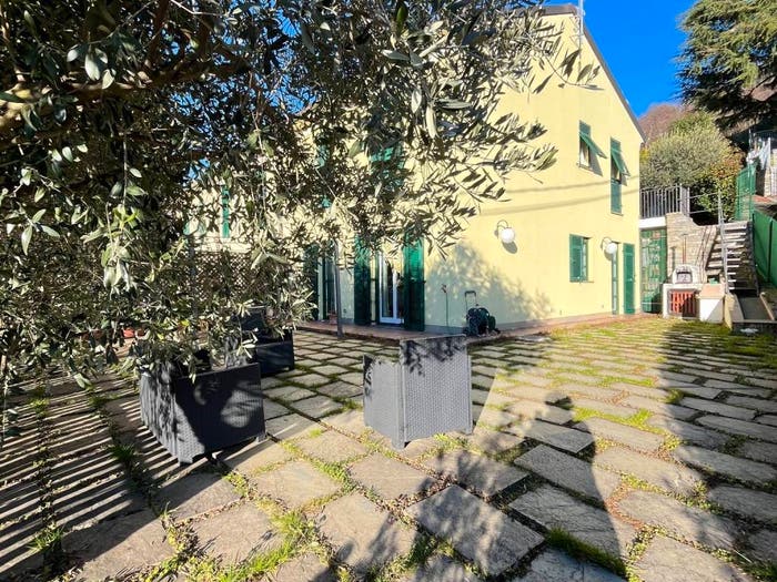 Casa con 6 locali in vendita in Via Aimone Martini, Centro, Bargagli