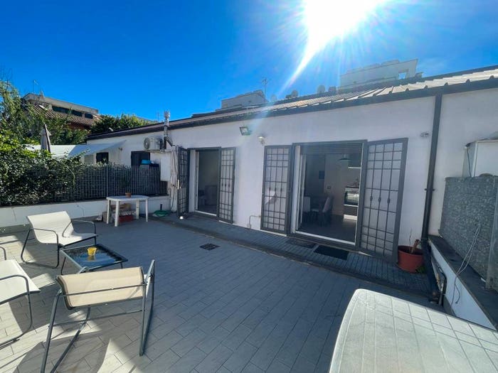 Appartamento trilocale in vendita in Via Santa Chiara, Cava dei Selci, Marino