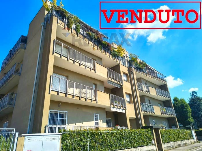 Appartamento trilocale in vendita in via Monteverdi, Cazzaniga Ospedale, Monza
