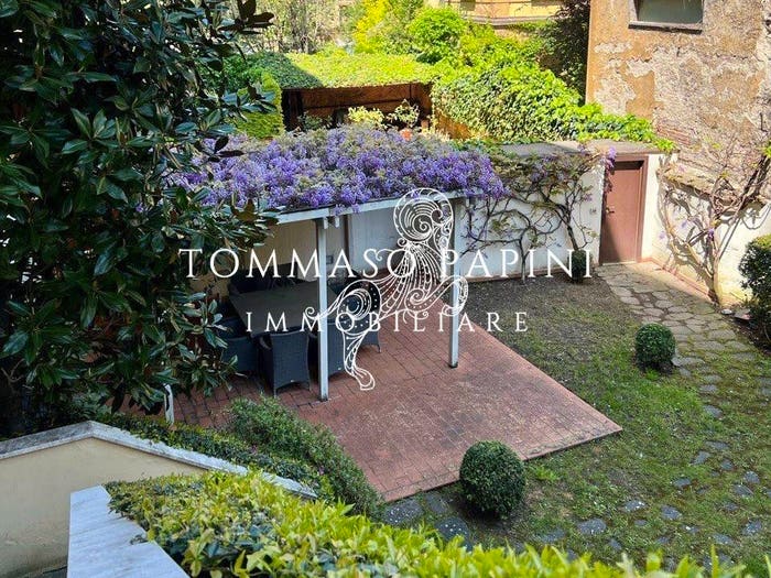 Appartamento con 6 locali in vendita in Viale Giuseppe Mazzini, Mazzini Oberdan, Firenze