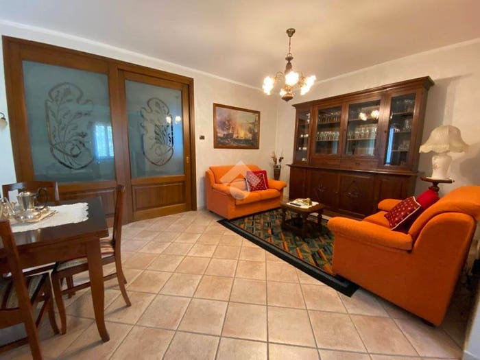 Casa con 6 locali in vendita in Via Arzenton, Centro, Arre
