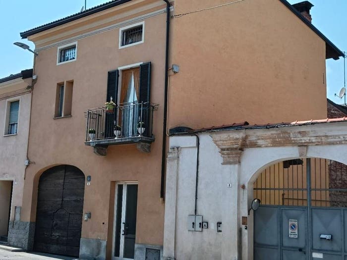 Casa quadrilocale in vendita in Via Roma, Centro, Caraglio