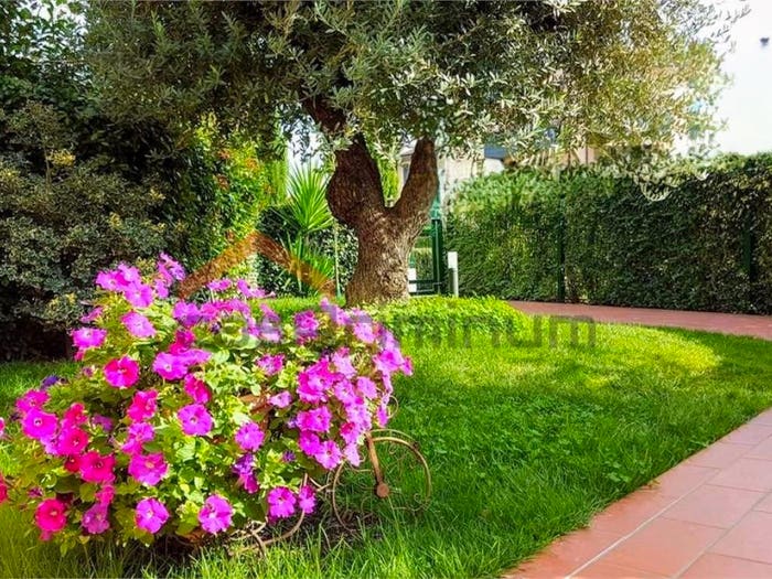Casa trilocale in vendita in Via Bidente, Villaggio Primo Maggio, Rimini