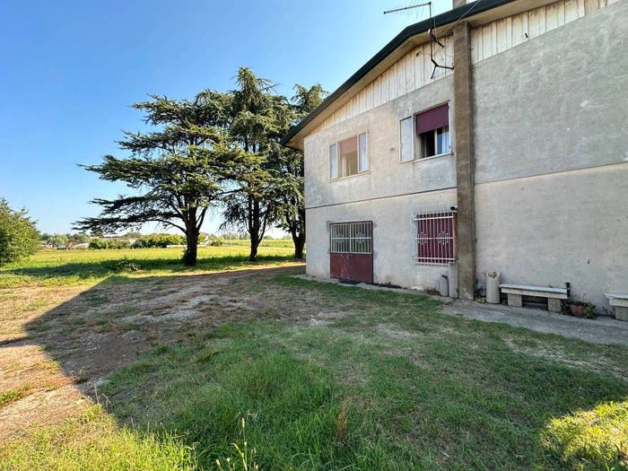 Casa con 6 locali in vendita in Via Canaletta Superiore, Stanghella