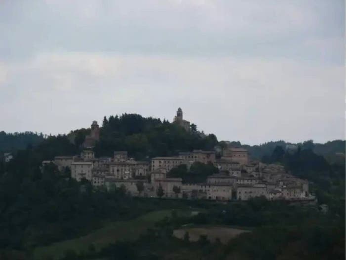 Appartamento con 5 locali in vendita in Via Raffaele Perticarà, Centro, Montefortino