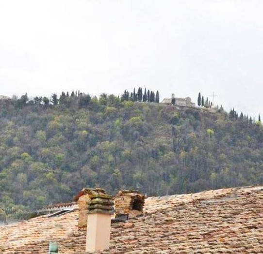 Appartamento quadrilocale in vendita in Ss, Centro, Fossombrone