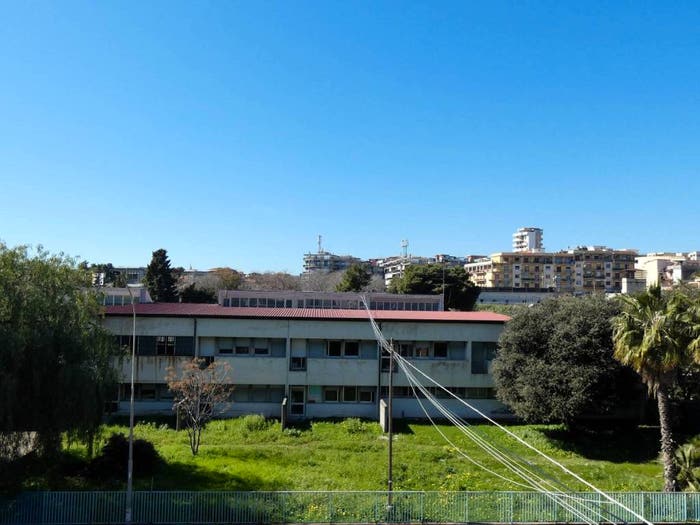 Appartamento con 6 locali in vendita in Viale delle Medaglie d'Oro, Rapisardi, Catania