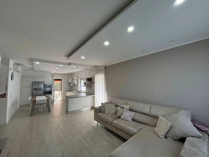 Casa con 5 locali in vendita in Via Ten Luigi Salsano, San Pietro, Montoro