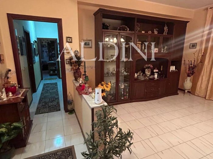 Appartamento quadrilocale in vendita in Via Stazzone, Centro, Aci Sant'Antonio