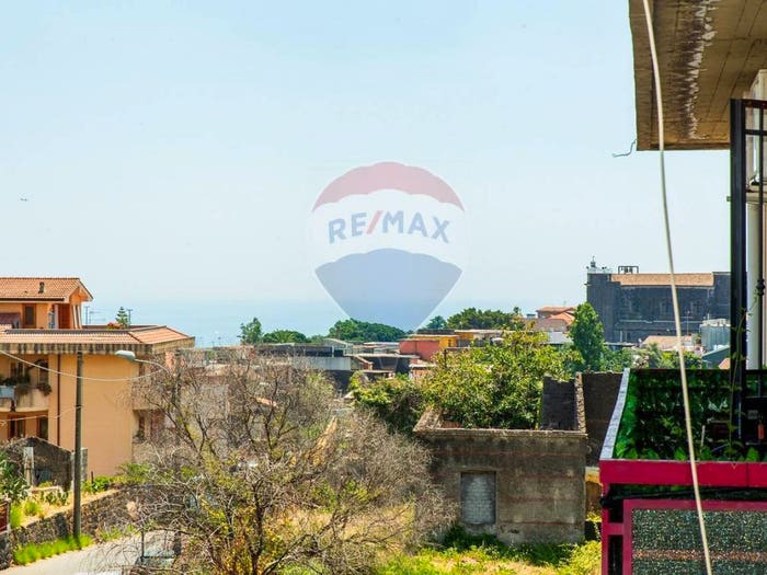 Appartamento quadrilocale in vendita in Via Carico, Pennisi Santa Maria Ammalati Piano d'Api, Acireale