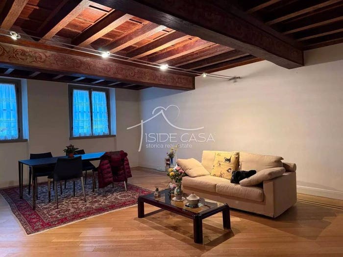 Appartamento quadrilocale in vendita in Centro, Mantova