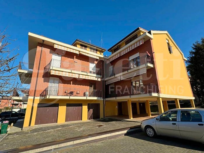 Appartamento quadrilocale in vendita in Via dell'asilo, Gallo, Grinzane Cavour