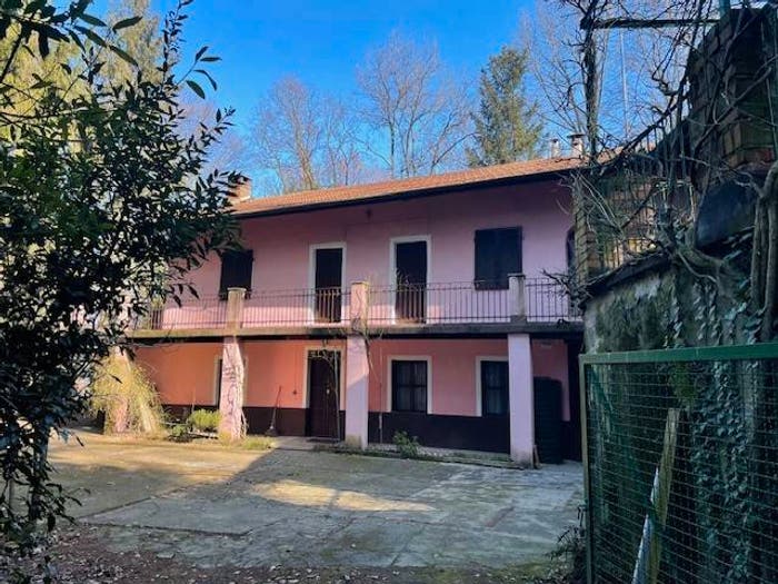 Casa con 6 locali in vendita in Strada del Vaj, Centro, Castagneto Po
