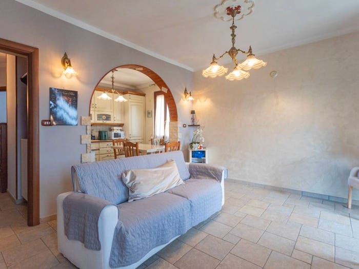 Appartamento trilocale in vendita in Via Mottarone, Centro, Arona