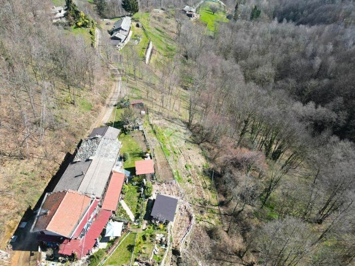 Casa quadrilocale in vendita in Via Biacanai, Bagnolo Piemonte