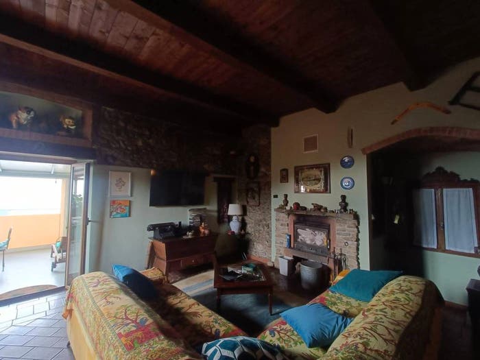 Casa con 5 locali in vendita in Salita al Garbo, Rivarolo, Genova