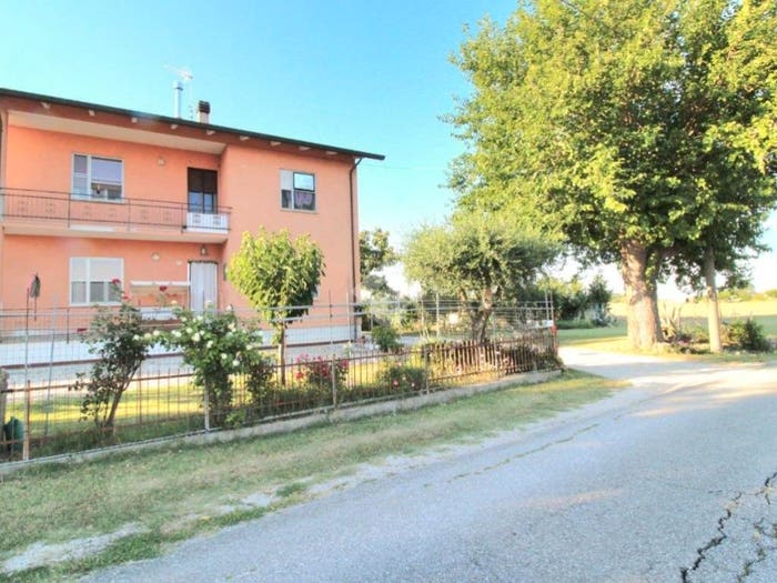 Casa con 6 locali in vendita in Via Pontecucco, San Giorgio Pioppa, Cesena