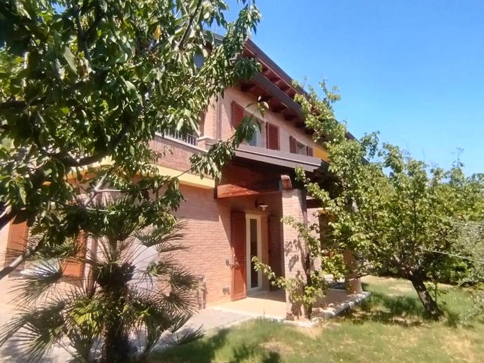 Casa con 6 locali in vendita in Via Ca' Ventura, Montescudo Montecolombo