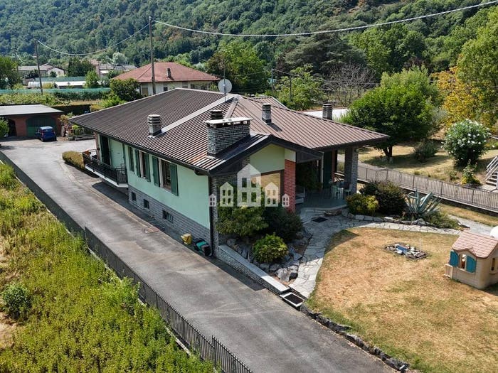 Casa quadrilocale in vendita in Località Giannone, Cuorgnè