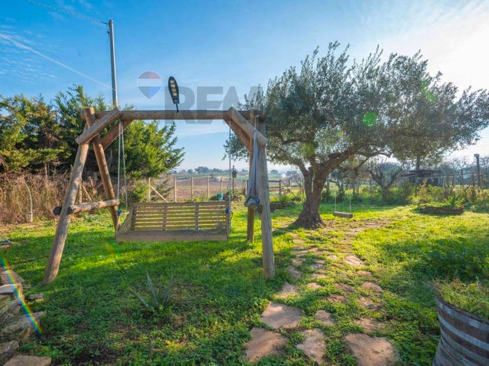 Casa con 6 locali in vendita in Strada Albanazzo, Caltagirone
