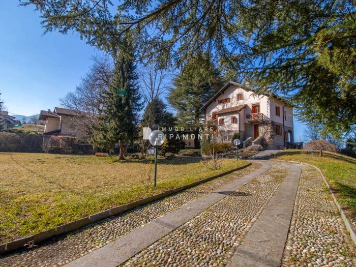 Casa con 6 locali in vendita in Via Milano, Centro, Cremeno