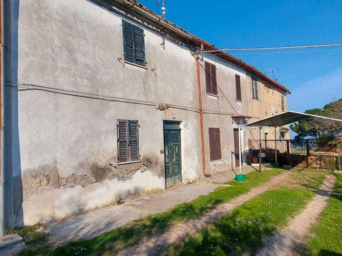 Casa trilocale in vendita in Via Montegiano, Mombaroccio